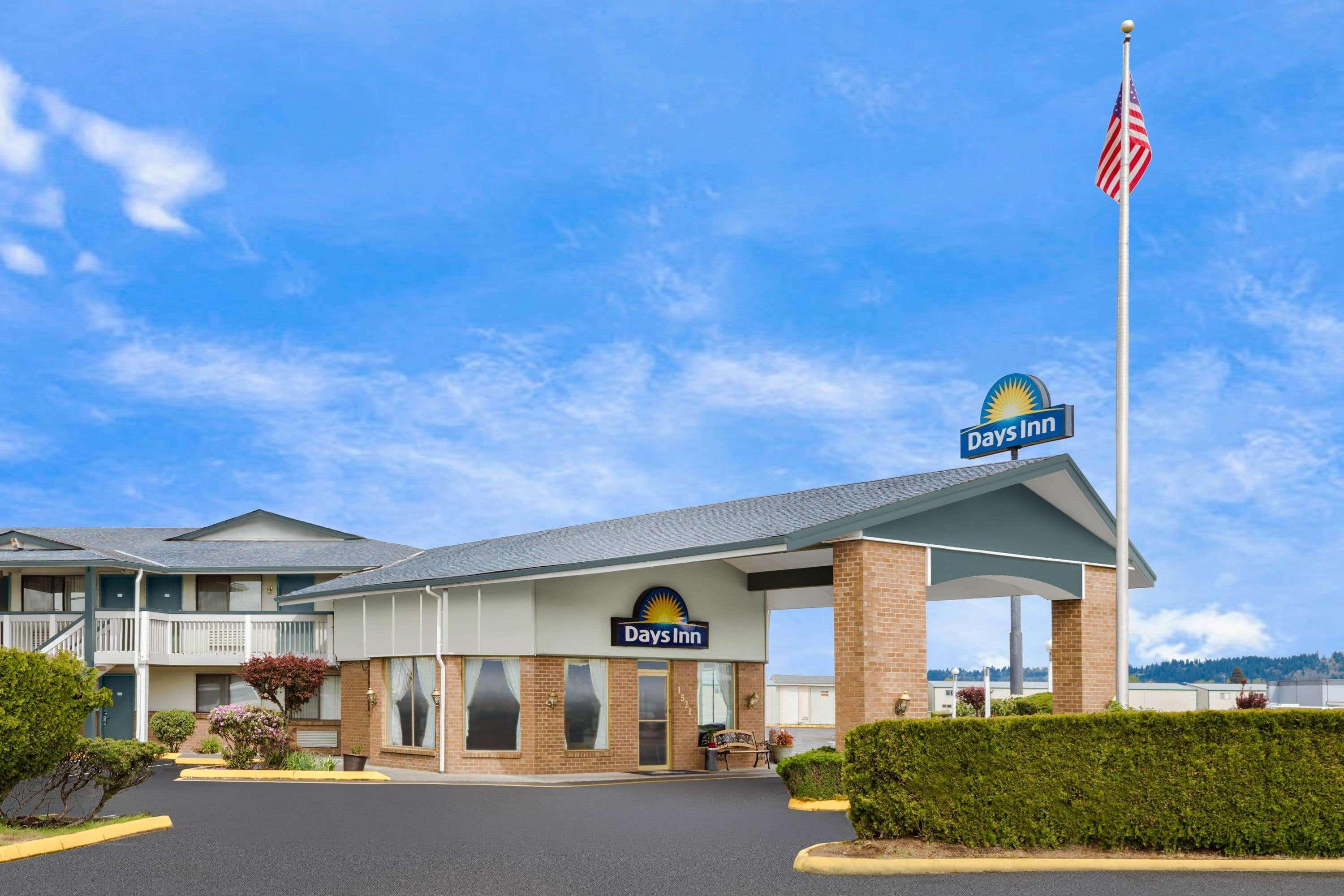 Days Inn By Wyndham Auburn Exterior foto